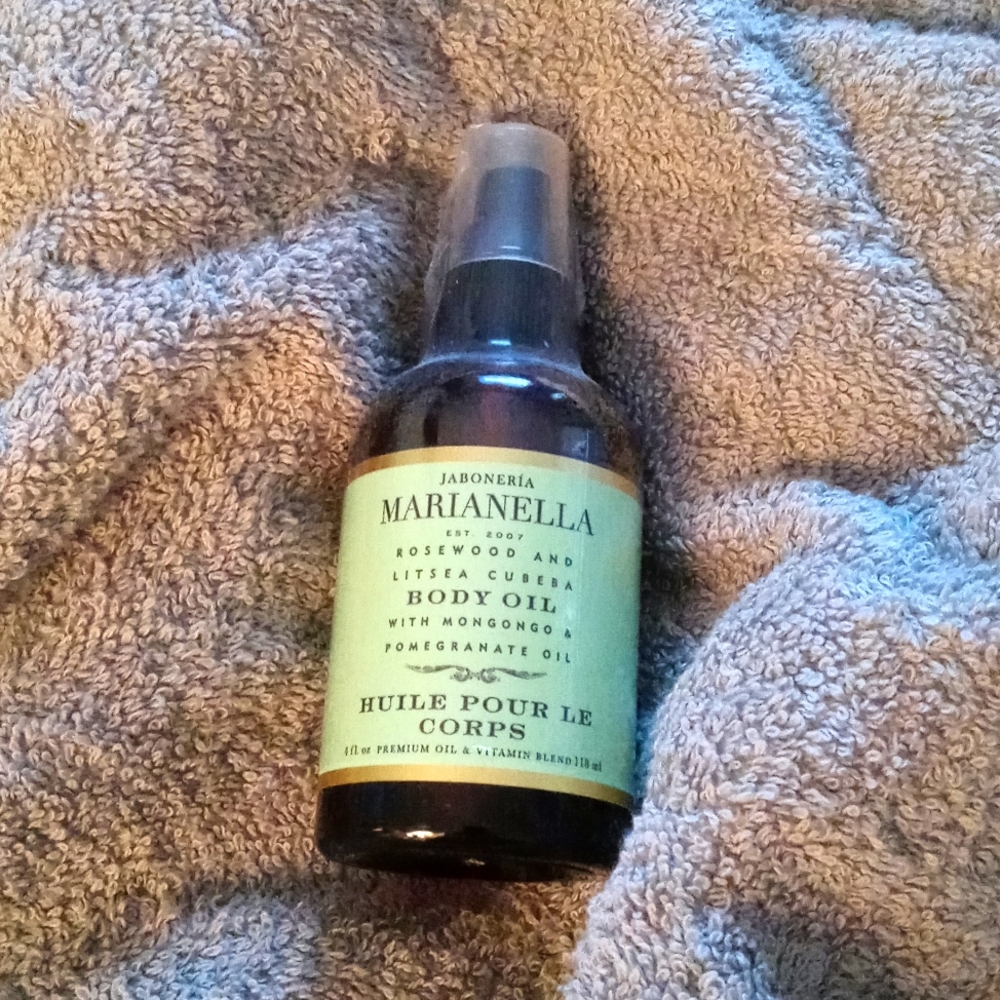 Marianella body oil